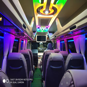 kerala-tour-bus-19-seat
